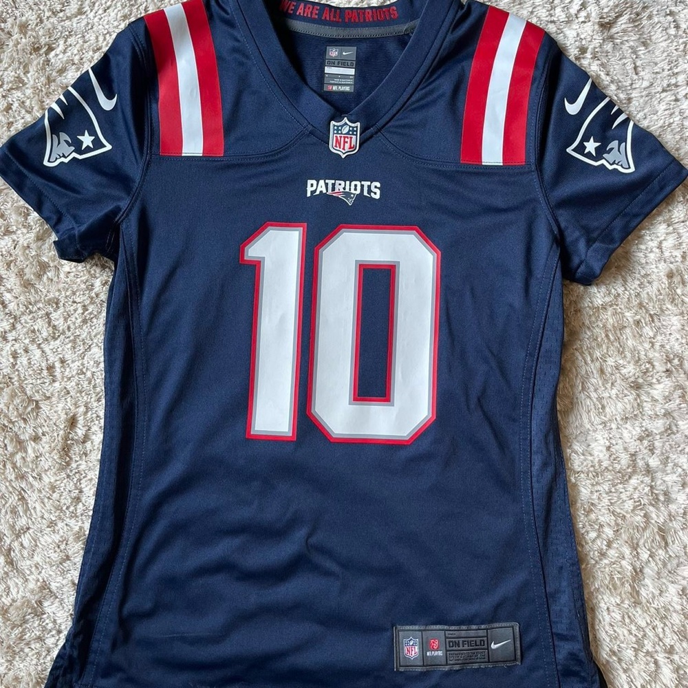 Brand new without tags Mac Jones Nike official on-field jersey.
